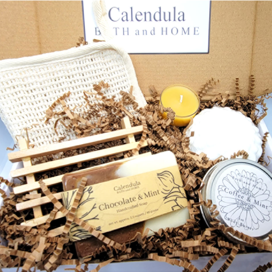 Mint Lovers Essential Oil Gift Set - Calendula Bath and Home